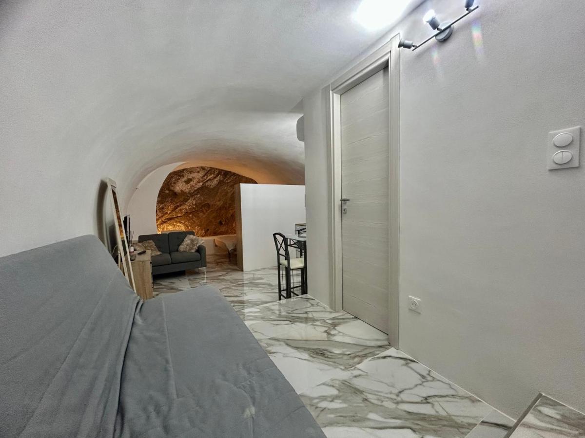 Cave House Apartment Menton Exterior foto