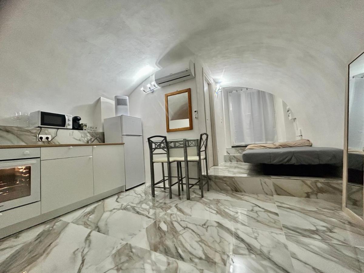 Cave House Apartment Menton Exterior foto