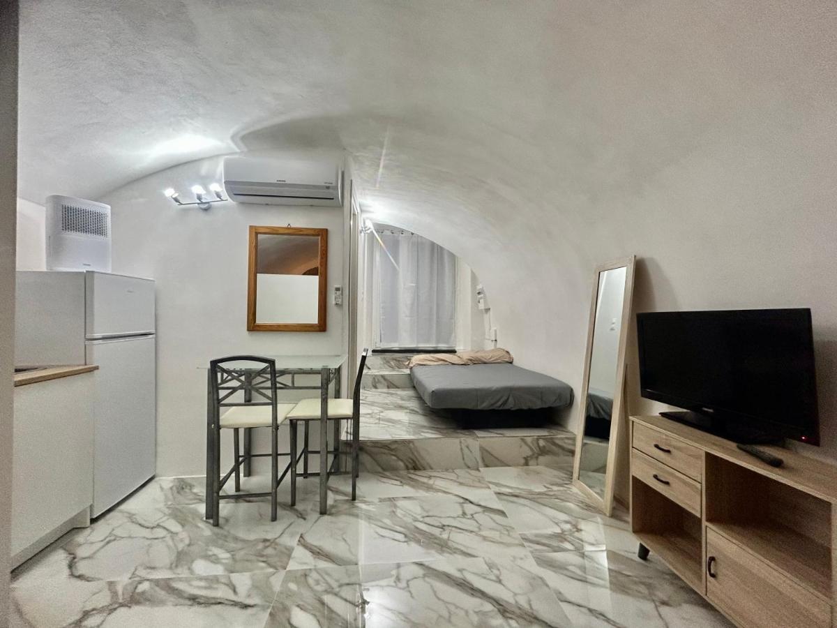Cave House Apartment Menton Exterior foto